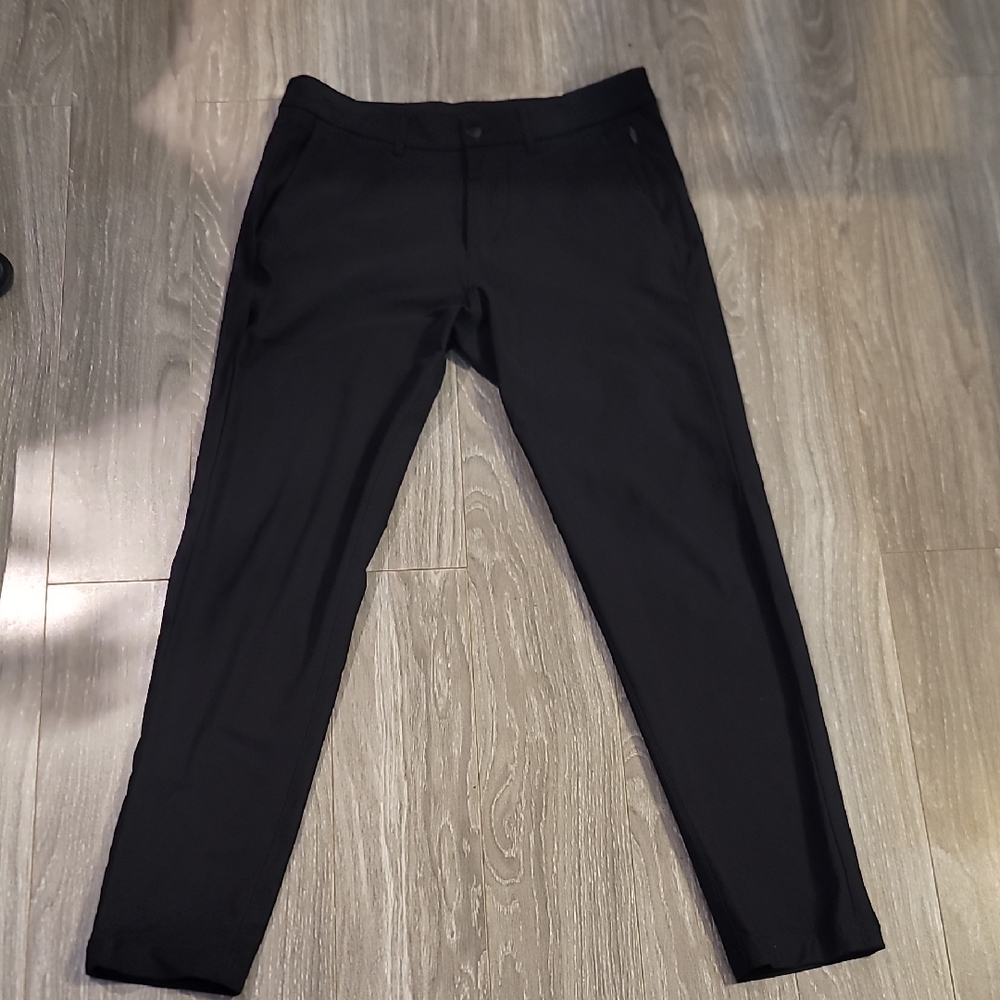 lululemon ABC casual classic pairs